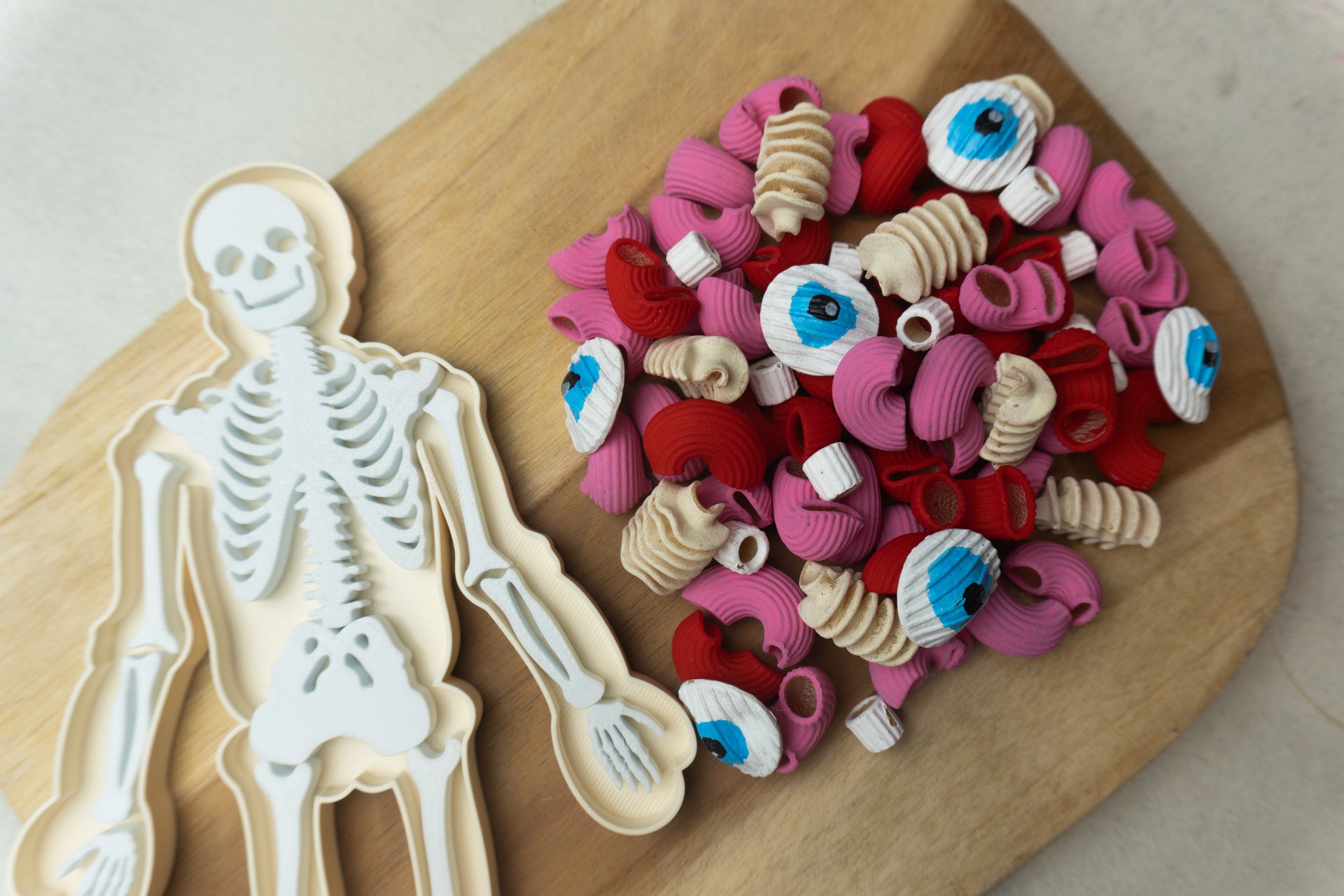 Sensory play: Kompletní průvodce smyslohraním pro děti všech věkových skupin