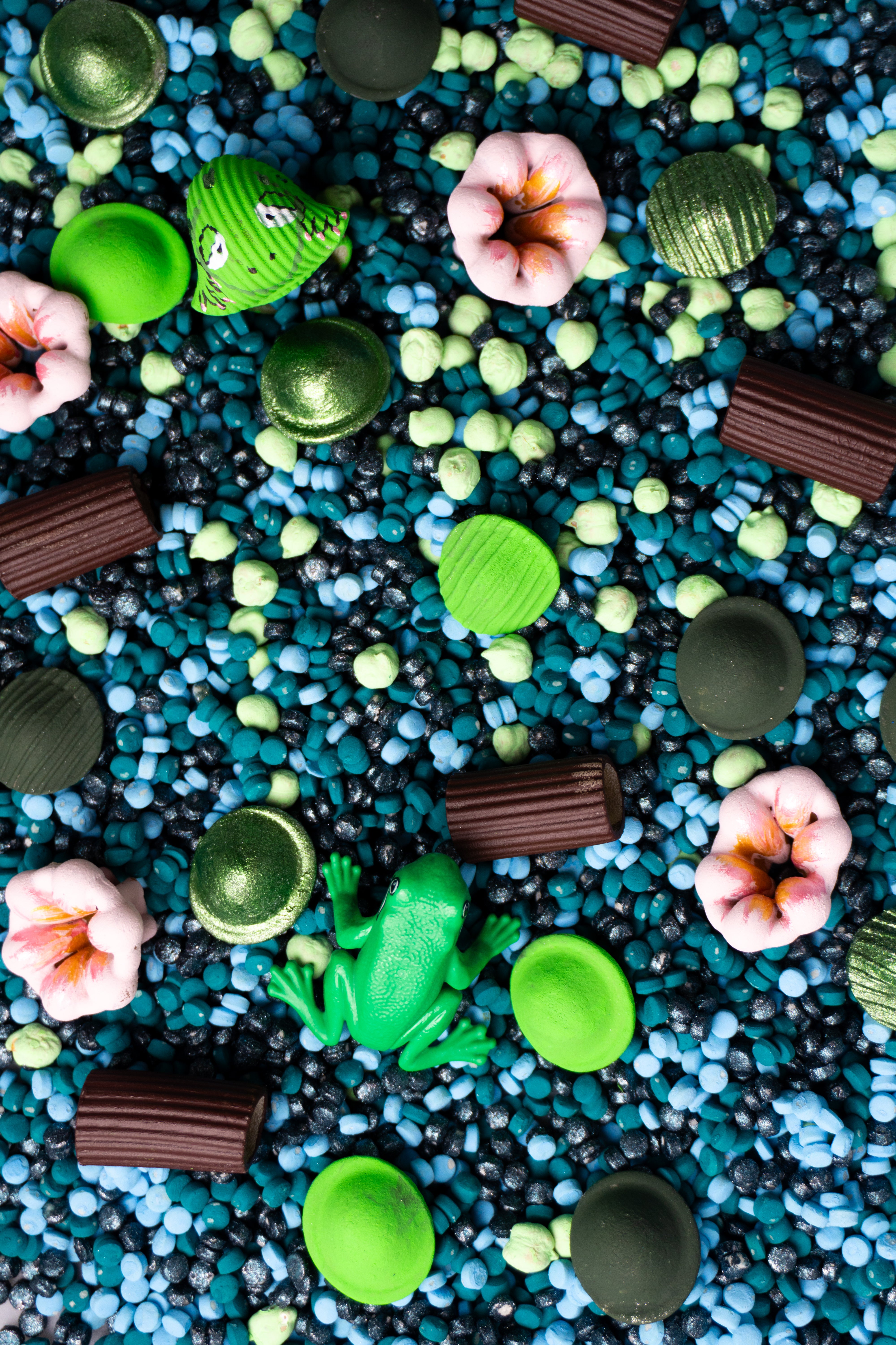 Rybník s žabkou a lekníny - 500g - PlaySense